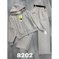 Спортивний костюм жіночий 8202 beige (one size)