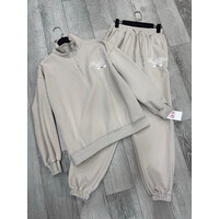 Спортивний костюм жіночий 8215 beige (one size)